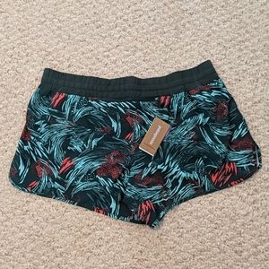 NWT Patagonia women Nine Trails shorts Size M